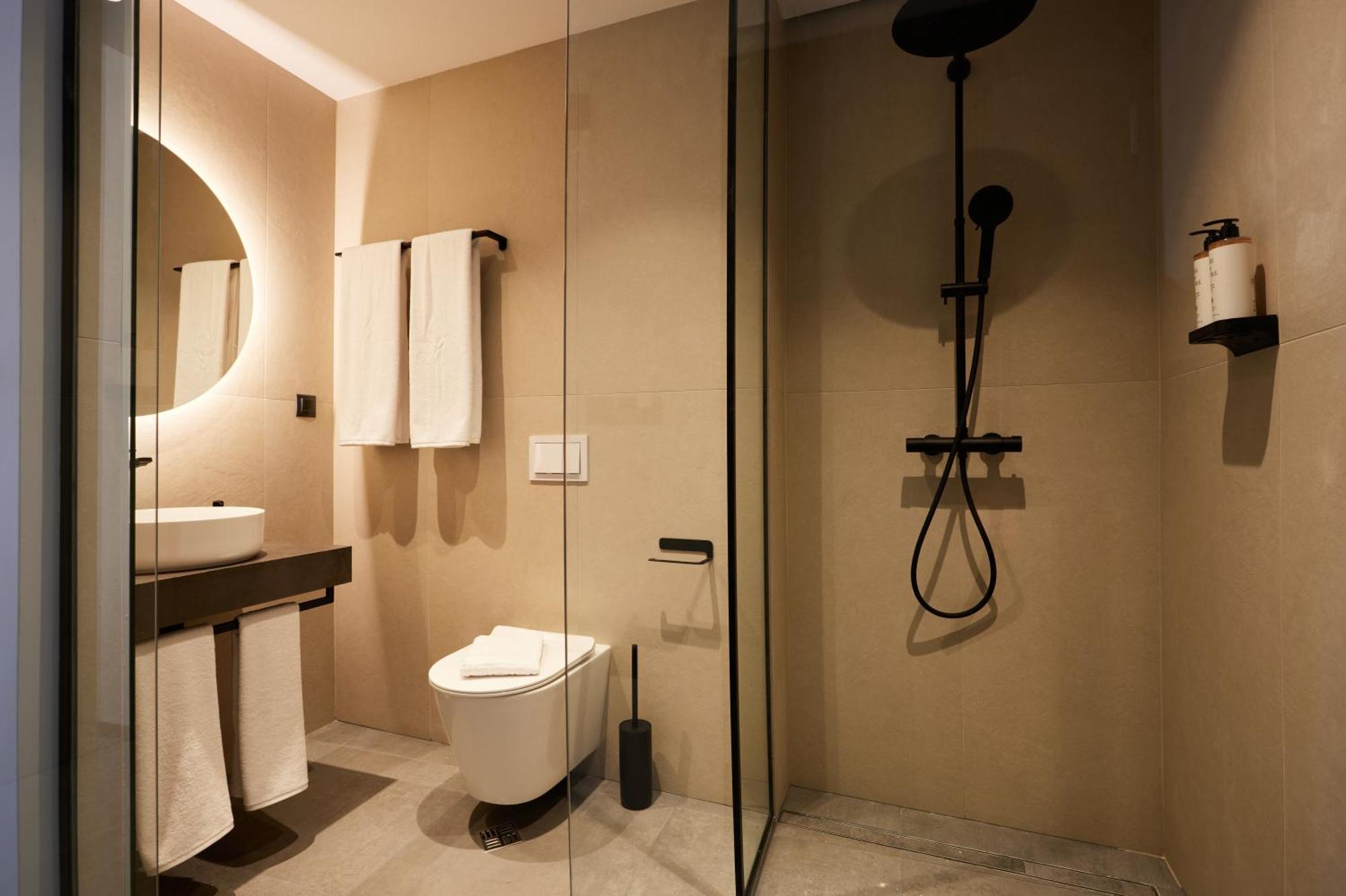 Bizarre Boutique Hotel ヴァルナ エクステリア 写真