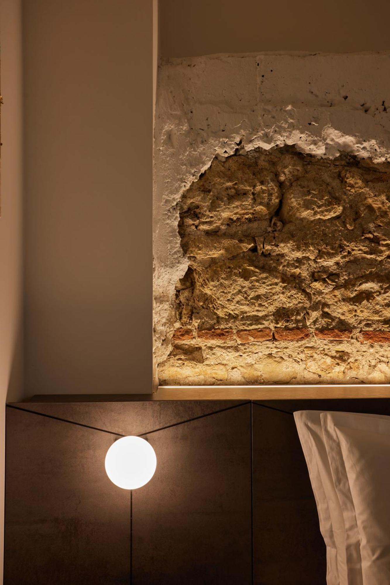 Bizarre Boutique Hotel ヴァルナ エクステリア 写真